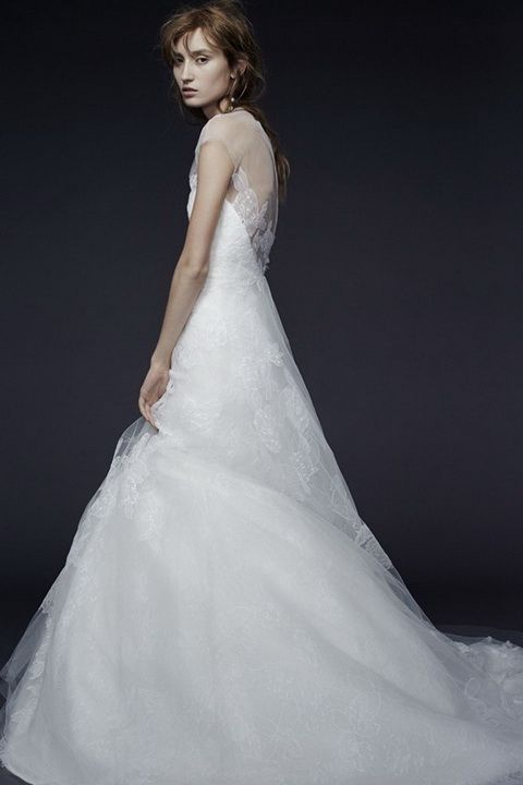 Vera Wang 2015秋季婚纱 轻纱凸显浪漫